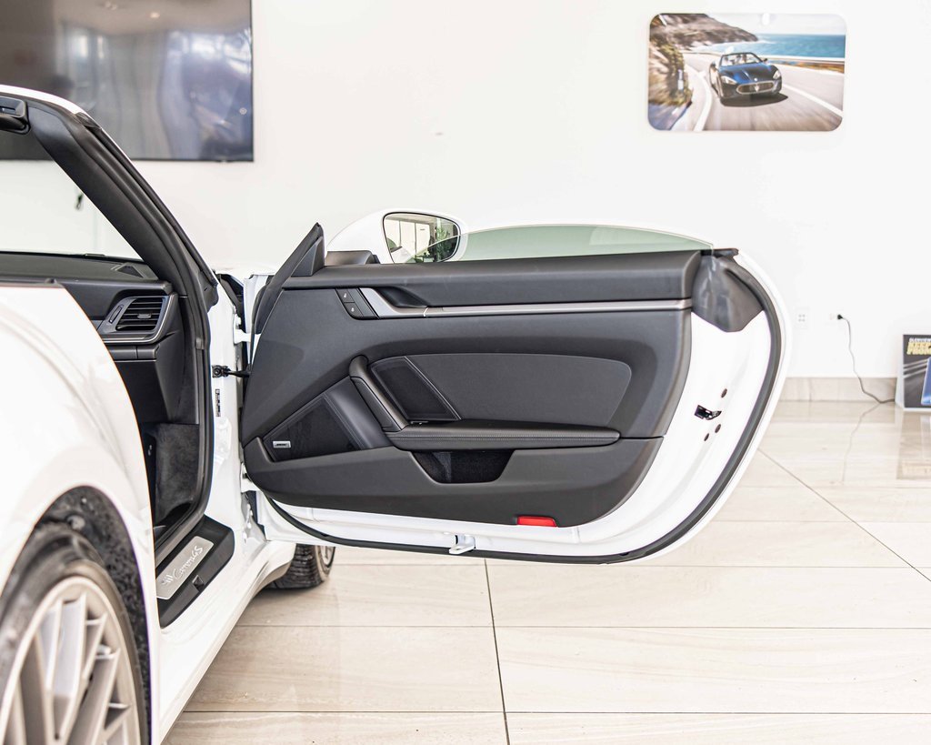 Used 2022 Porsche 911 Carrera 4S image 34