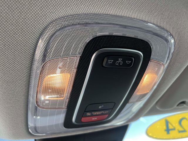 Certified 2024 Hyundai Elantra SEL FWD image 30