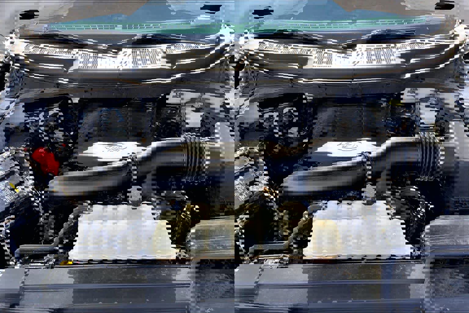 Used 2021 Ford F150 Lariat w/ Trailer Tow Package image 31