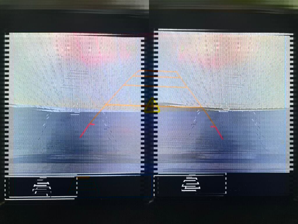 Used 2020 GMC Acadia SLE w/ Driver Convenience Package image 10