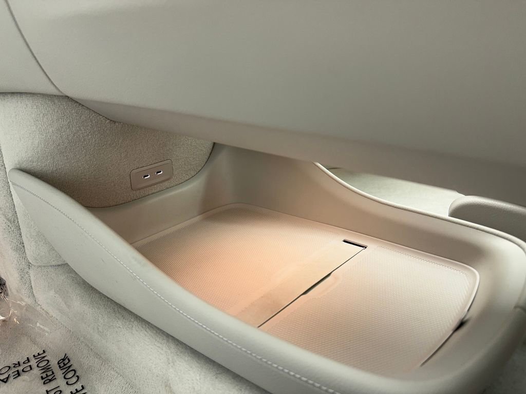 Used 2023 Mercedes-Benz EQE 500 4MATIC Sedan image 38