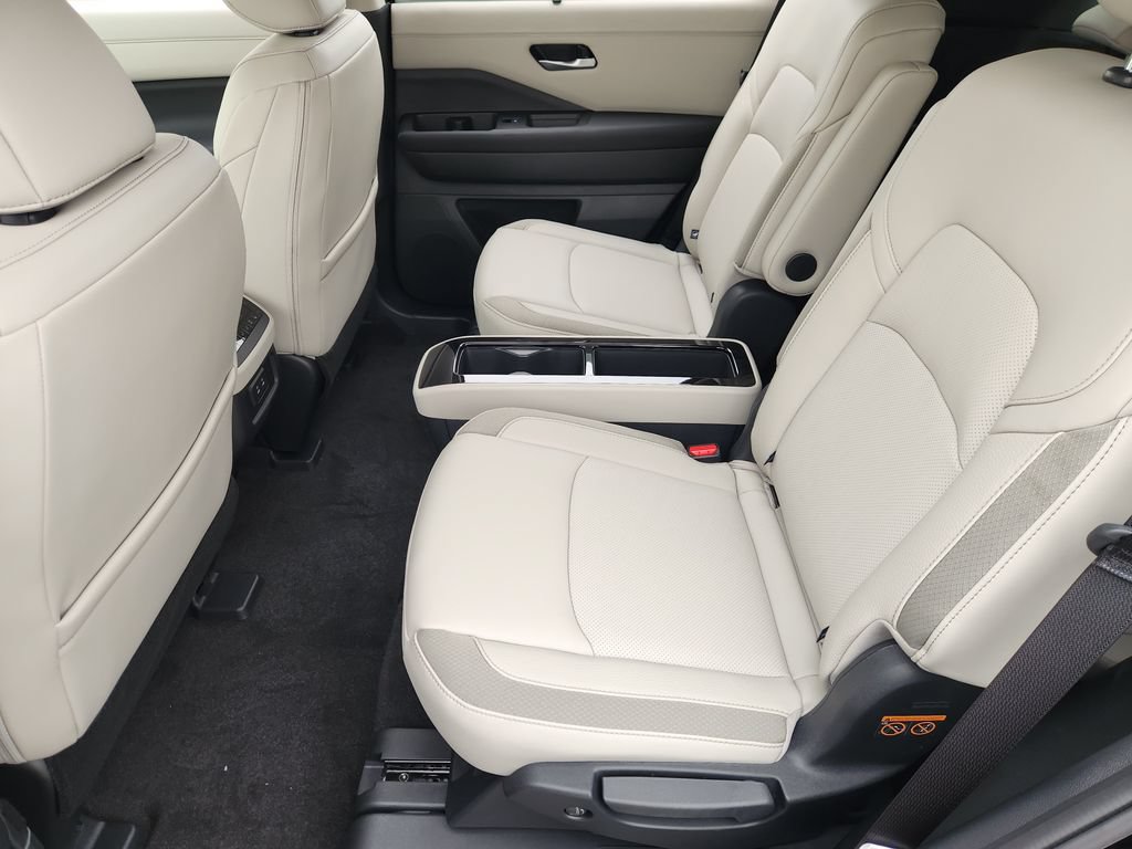 New 2026 Nissan Pathfinder SL w/ SL Premium Package FWD image 20