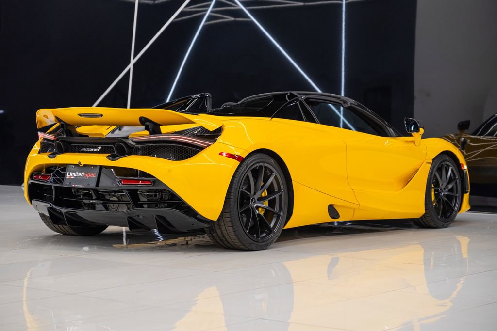 Used 2023 McLaren 720S Luxury image 19