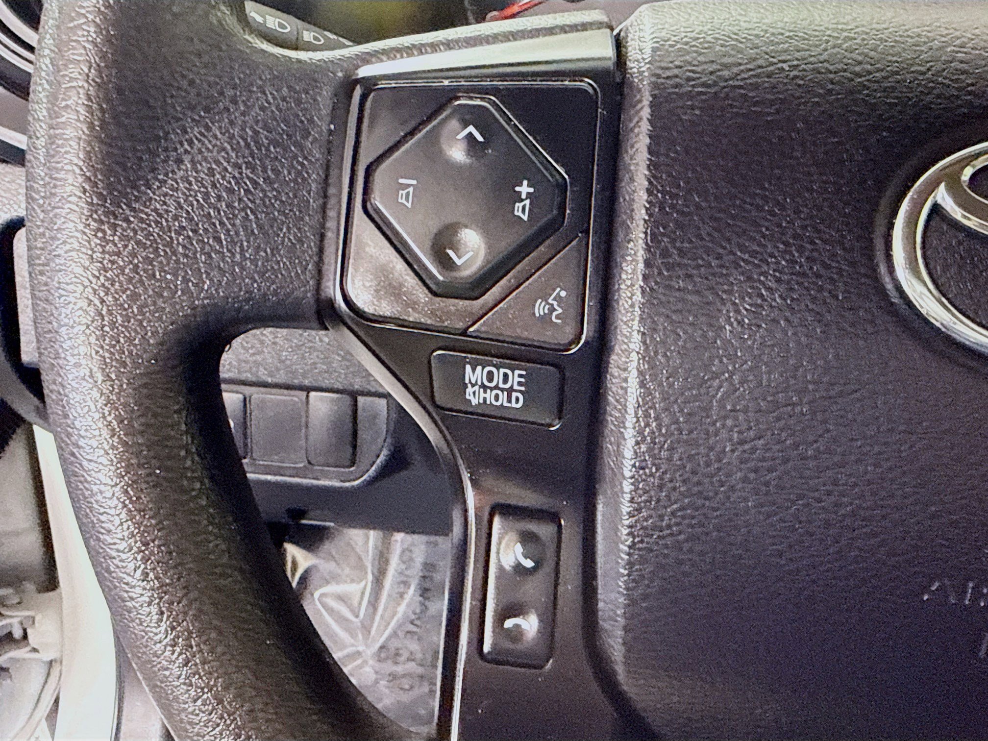 Used 2021 Toyota Tacoma SR w/ SR Convenience Package image 14