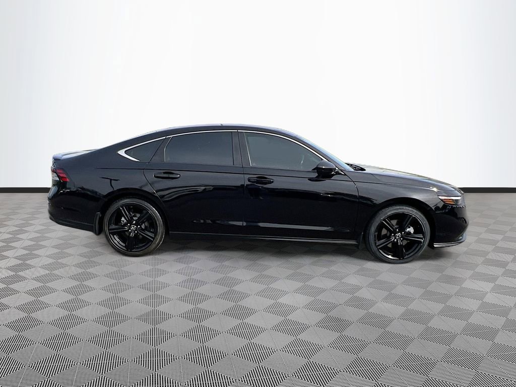 Used 2023 Honda Accord Sport image 8