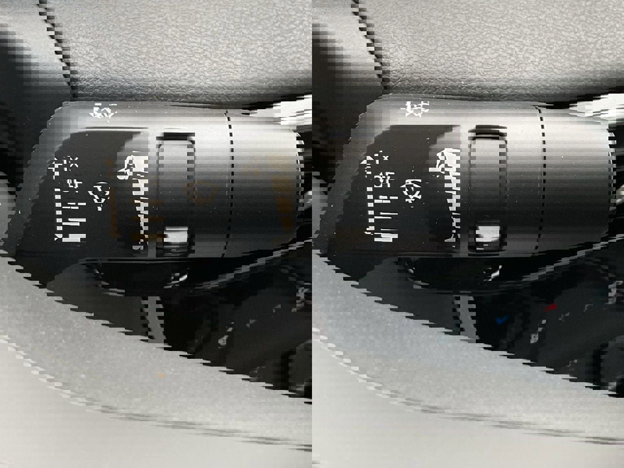 New 2026 Nissan Sentra SV image 24