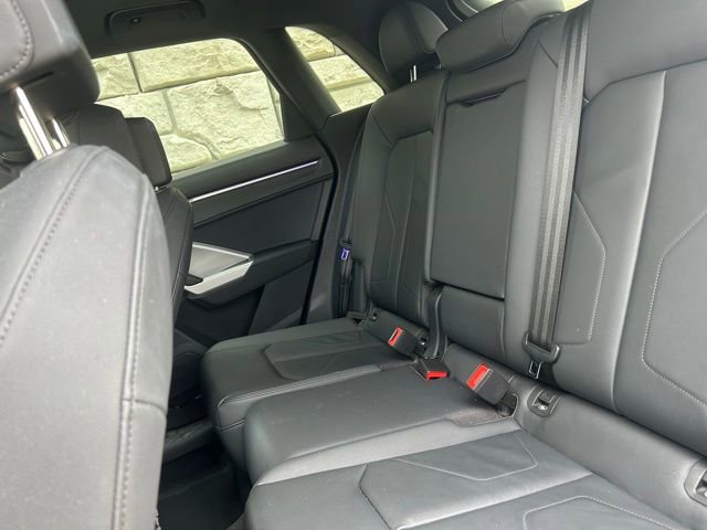 Used 2023 Audi Q3 2.0T Premium Plus w/ Premium Plus Package image 9