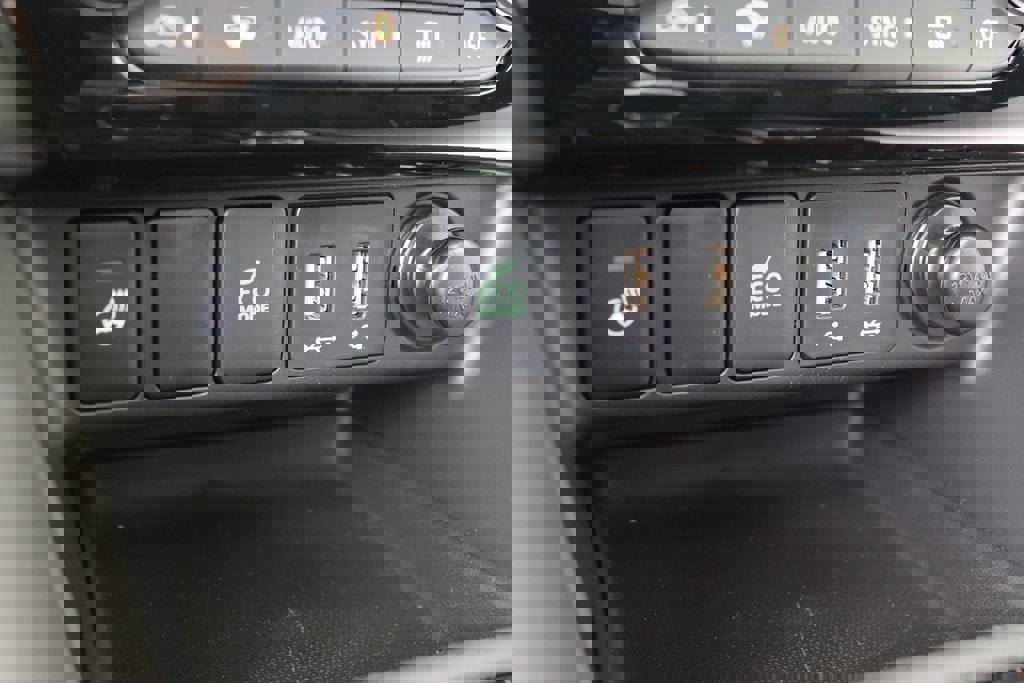 New 2026 Mitsubishi Eclipse Cross SEL image 6