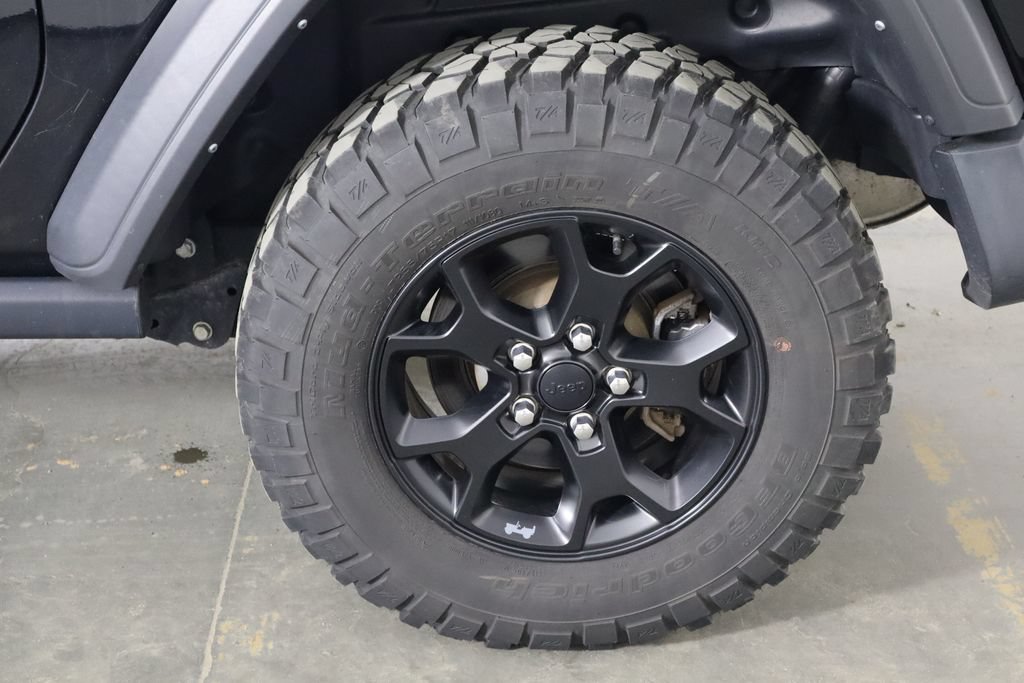 Used 2022 Jeep Wrangler Sport AWD/4WD image 33