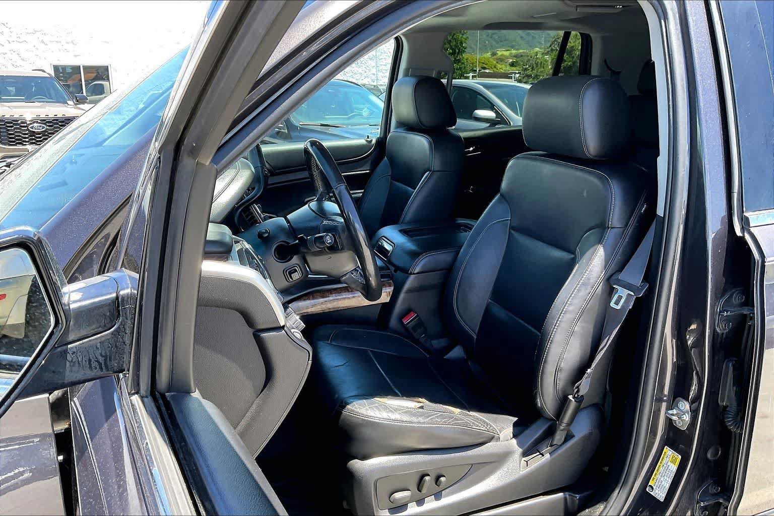 Used 2015 Chevrolet Tahoe LTZ AWD/4WD image 11