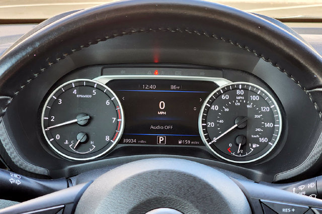 Used 2022 Nissan Sentra SV FWD image 13