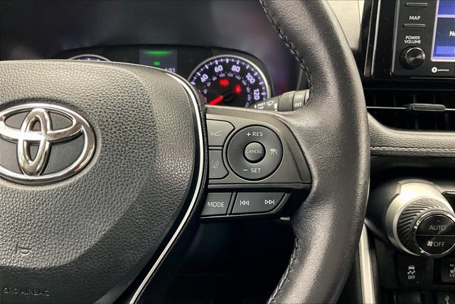 Used 2022 Toyota RAV4 XLE image 22