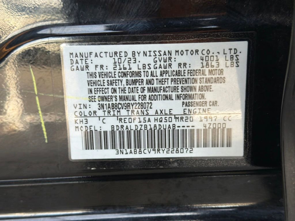 Used 2024 Nissan Sentra SV w/ SV Premium Package image 31