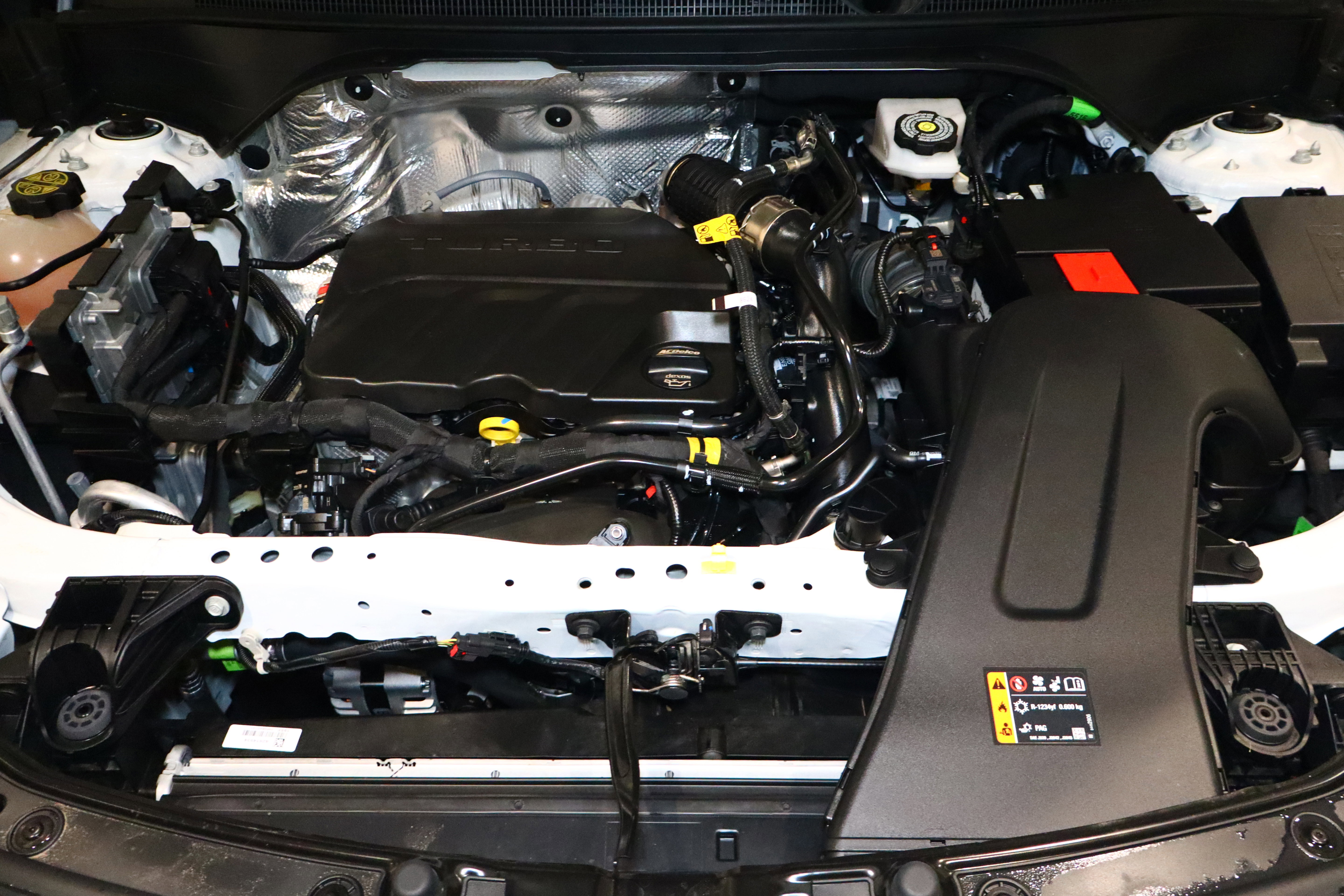 Used 2025 Buick Envista Preferred image 9