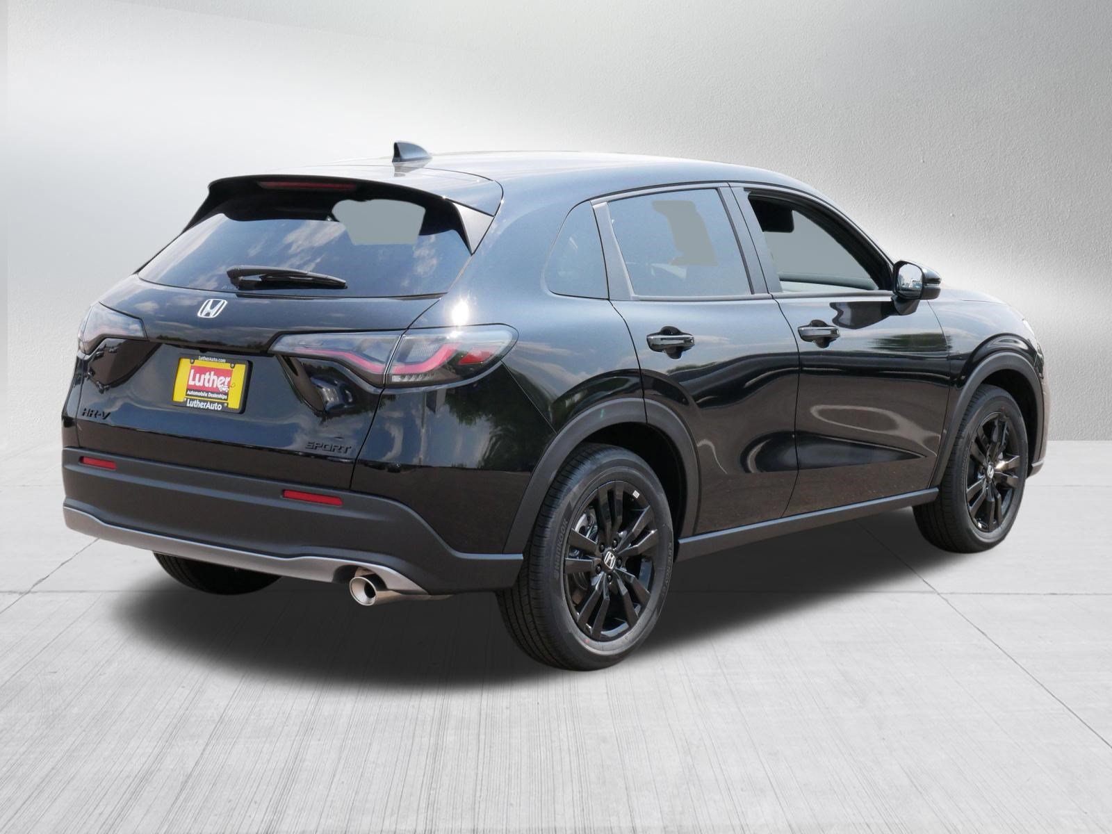 Certified 2027 Honda HR-V Sport image 7