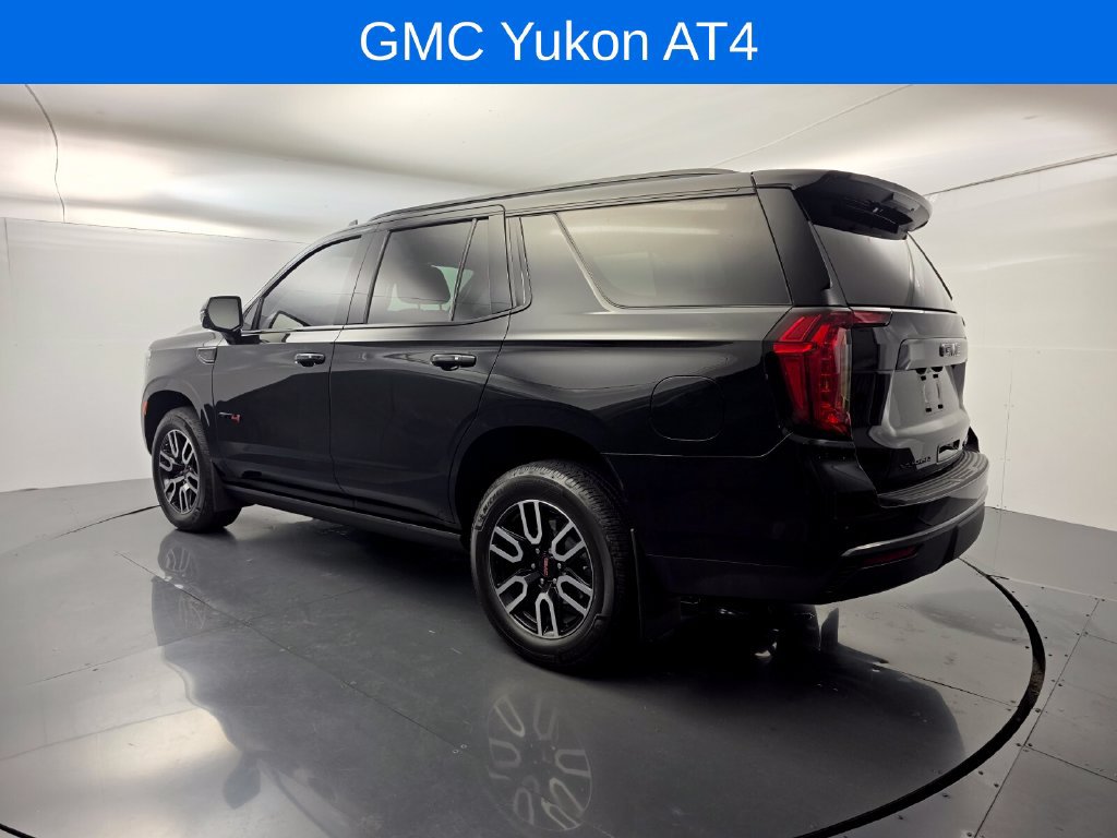 Used 2023 GMC Yukon AT4 w/ Technology Package AWD/4WD image 4