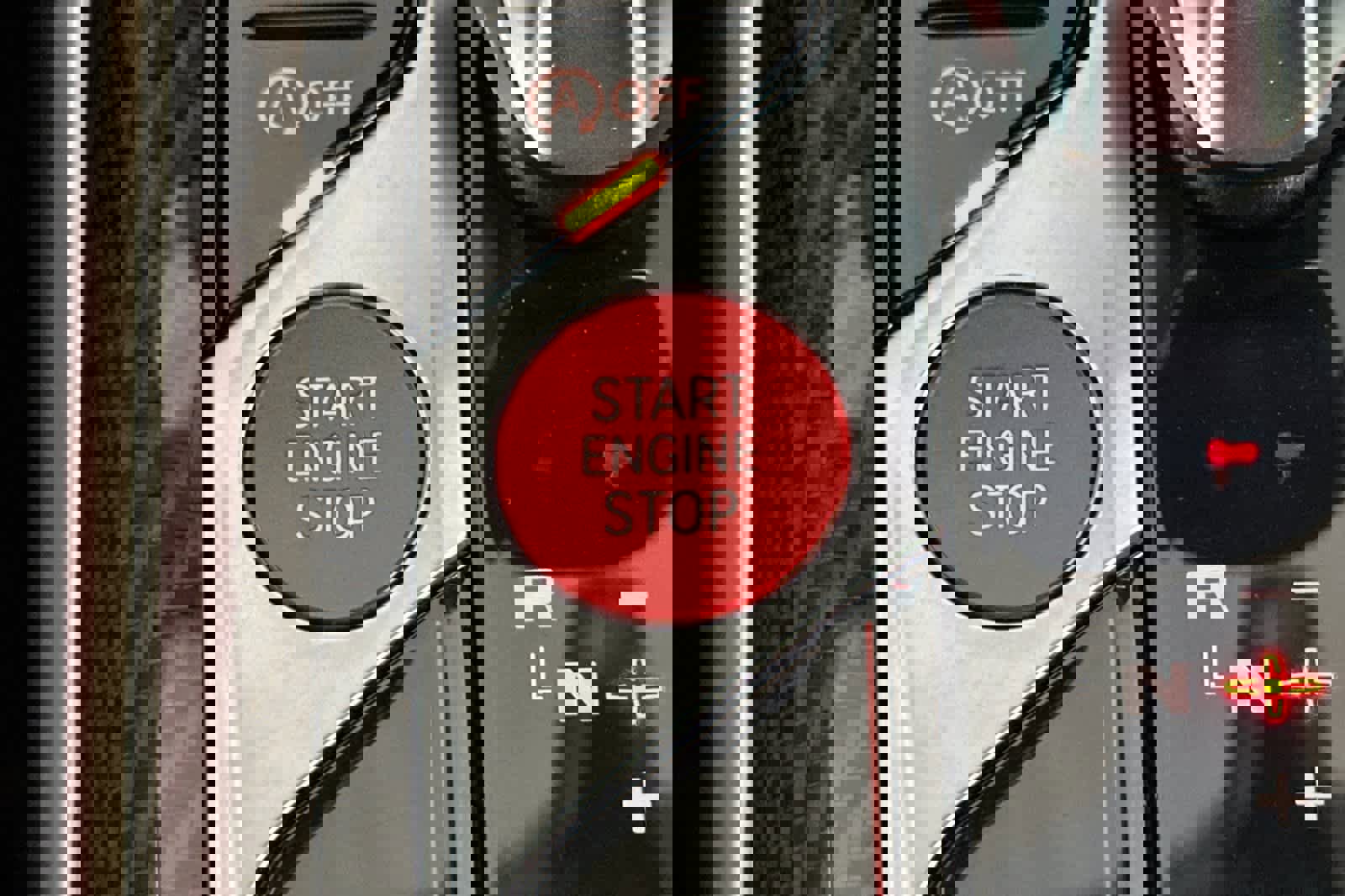 Used 2023 BMW M4 Competition w/ Executive Package image 22