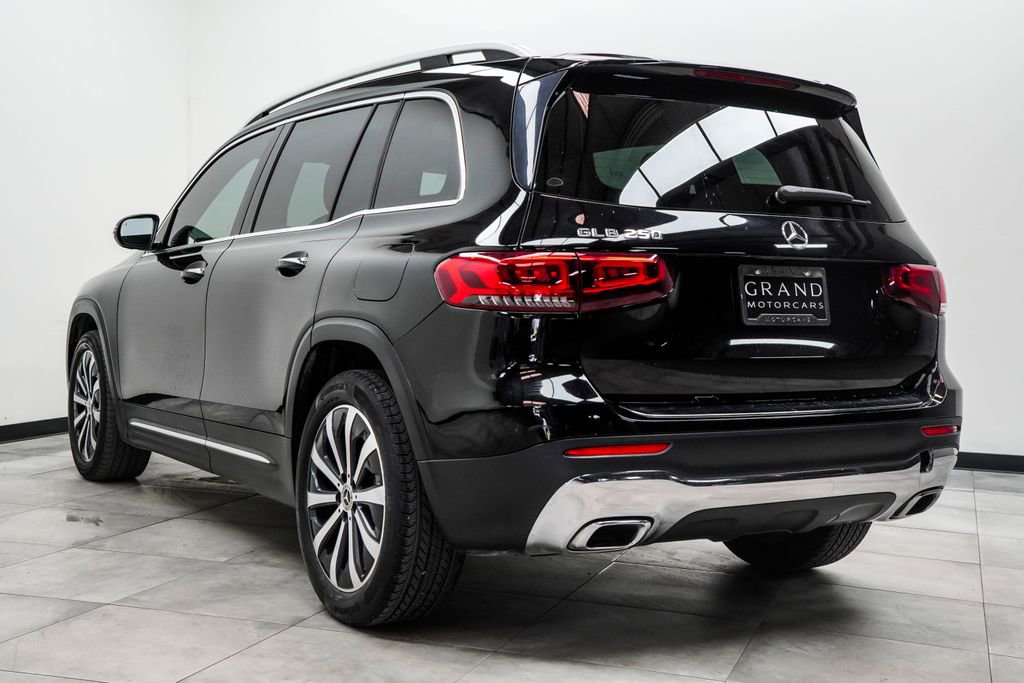 Used 2020 Mercedes-Benz GLB 250 image 11