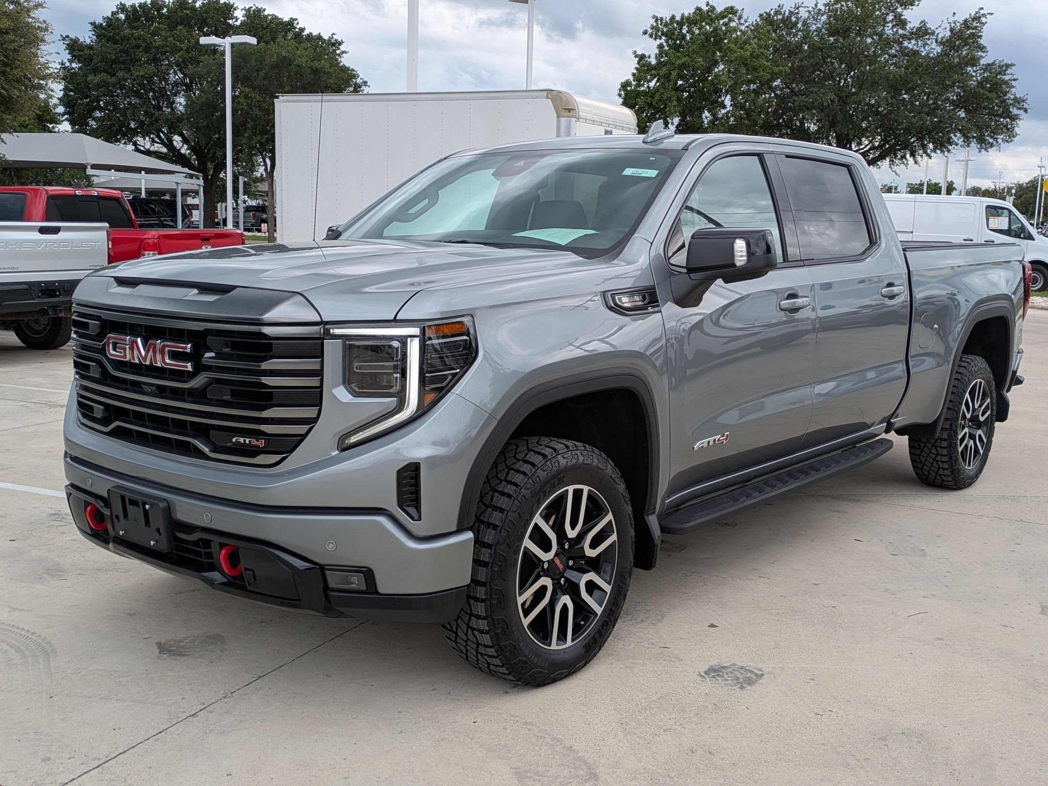 Certified 2024 GMC Sierra 1500 AT4 w/ AT4 Premium Package AWD/4WD image 3