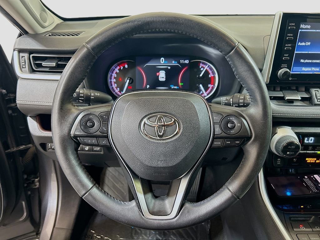 Used 2019 Toyota RAV4 Limited w/ Advanced Technology Package FWD image 9