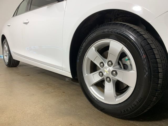 Used 2015 Chevrolet Malibu LS image 6