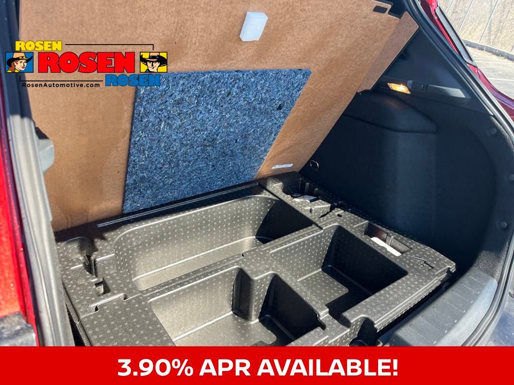 New 2025 Nissan Kicks SR image 33