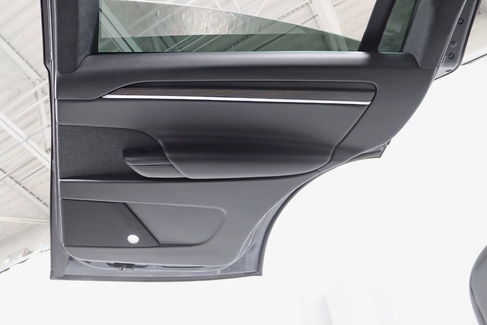 Used 2024 Tesla Model X image 37