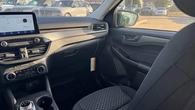 New 2026 Ford Escape Active w/ Cold Weather Package image 18