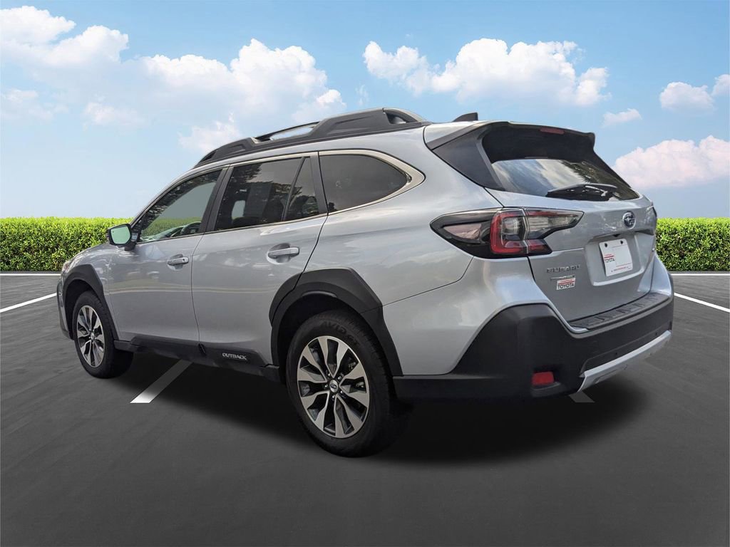 Used 2024 Subaru Outback Limited AWD/4WD image 7