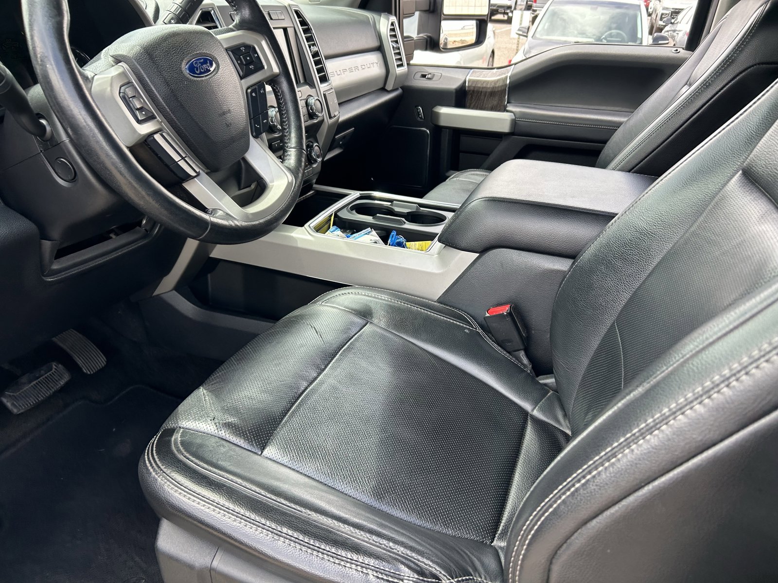Used 2017 Ford F350 Lariat w/ Lariat Ultimate Package AWD/4WD image 9
