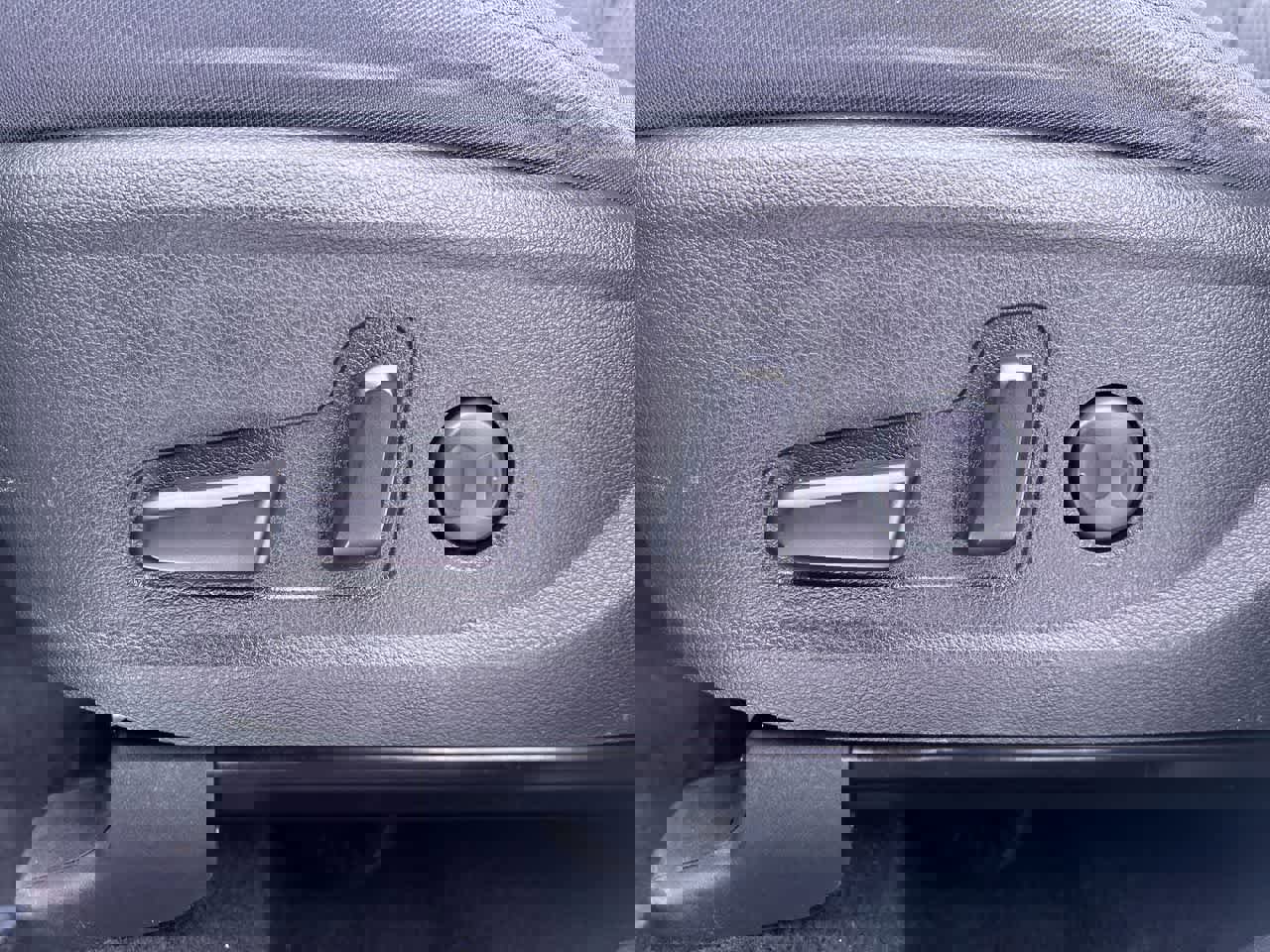 Used 2023 Hyundai Santa Fe SEL image 12