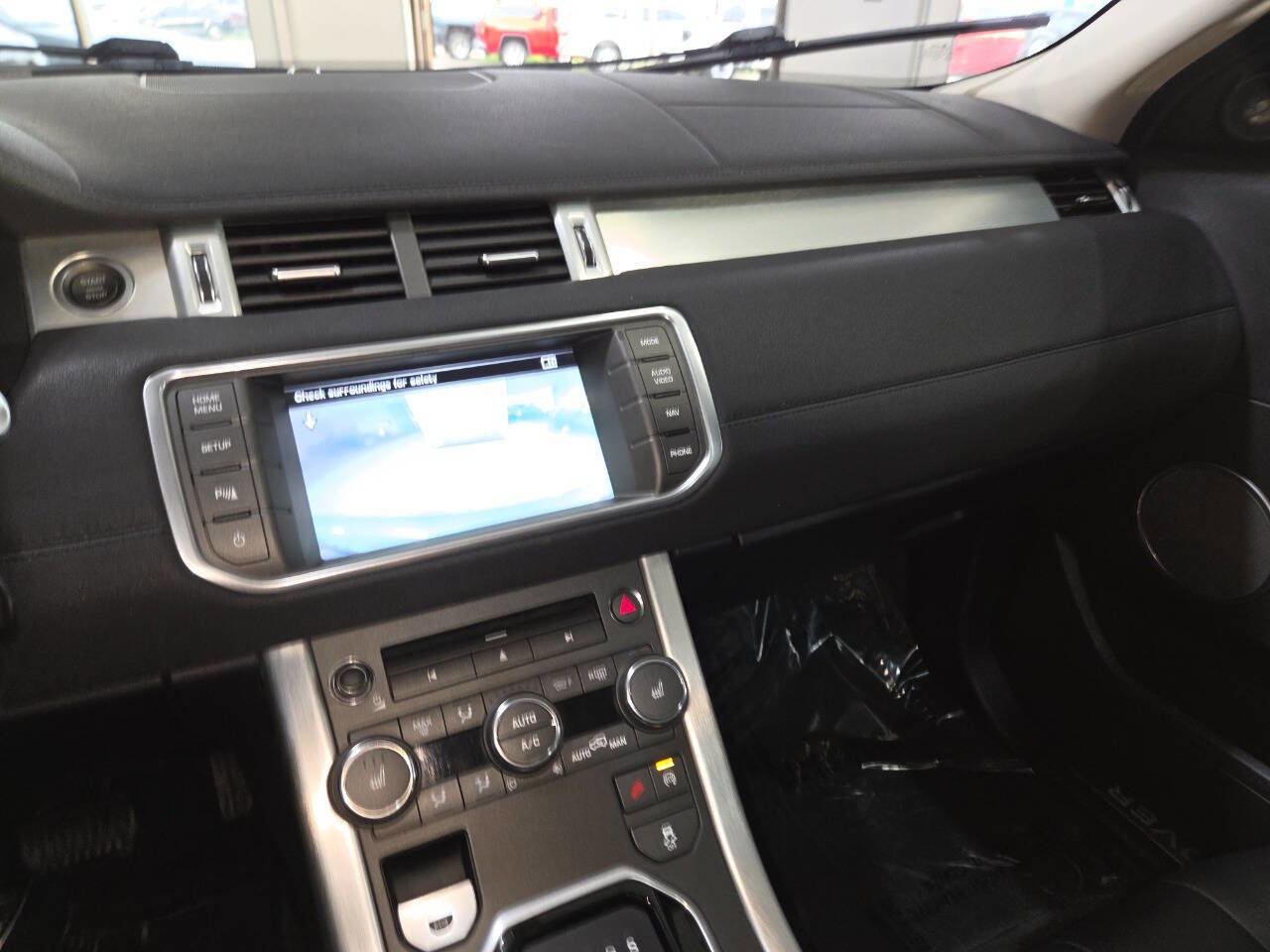 Used 2015 Land Rover Range Rover Evoque Pure Plus AWD/4WD image 35