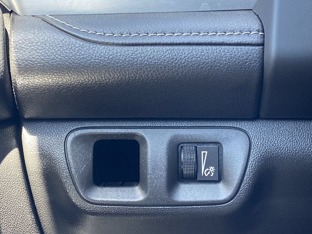 Used 2017 GMC Acadia SLE FWD image 13