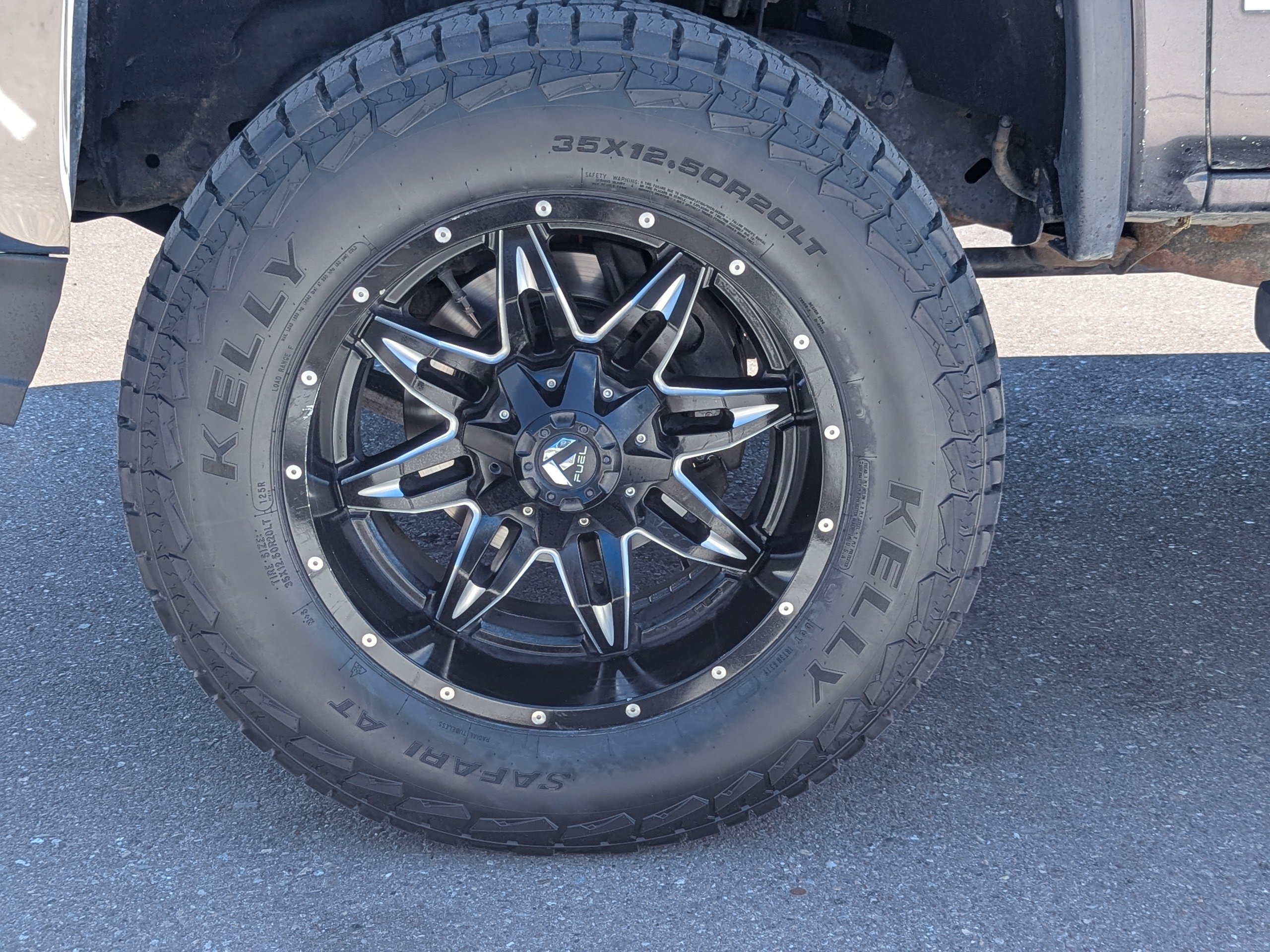 Used 2015 GMC Sierra 3500 SLT AWD/4WD image 46
