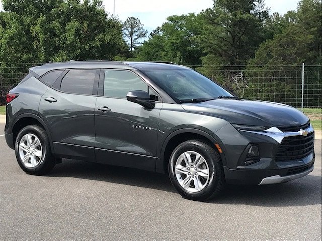 Used 2020 Chevrolet Blazer LT FWD image 2