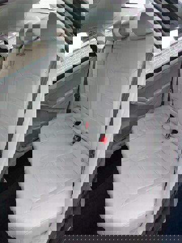 Used 2019 Volkswagen Passat 2.0T Wolfsburg image 14