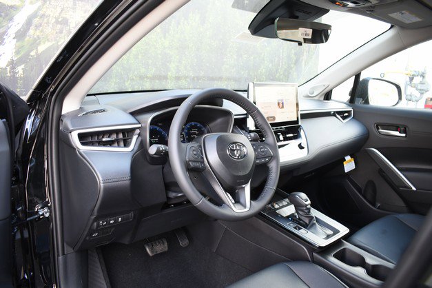 New 2026 Toyota Corolla Cross XLE image 6