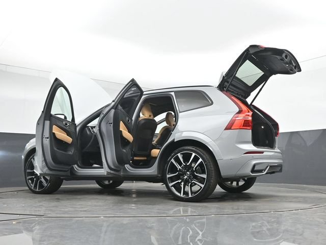Used 2024 Volvo XC60 B5 Ultimate w/ Protection Package Premier AWD/4WD image 56