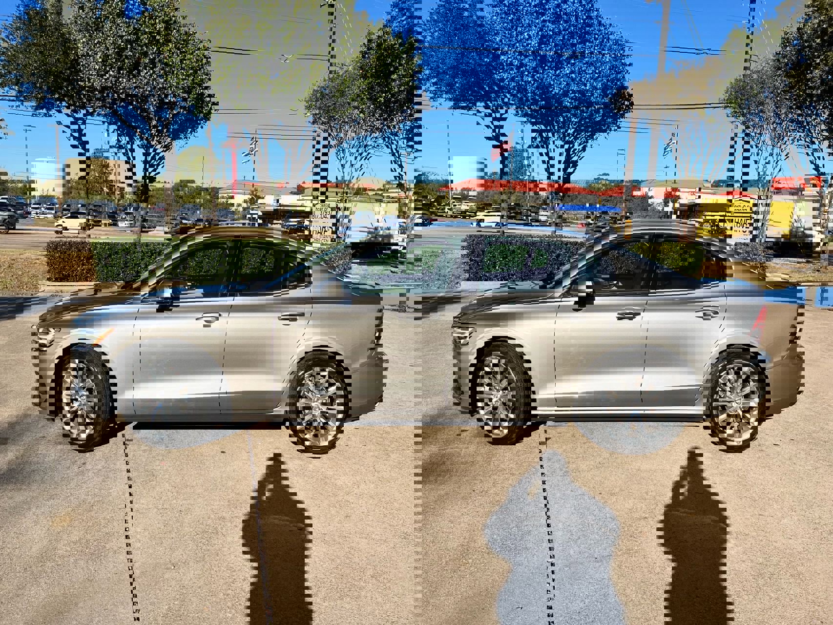 Used 2020 Volvo S60 T5 Momentum w/ Protection Package image 11