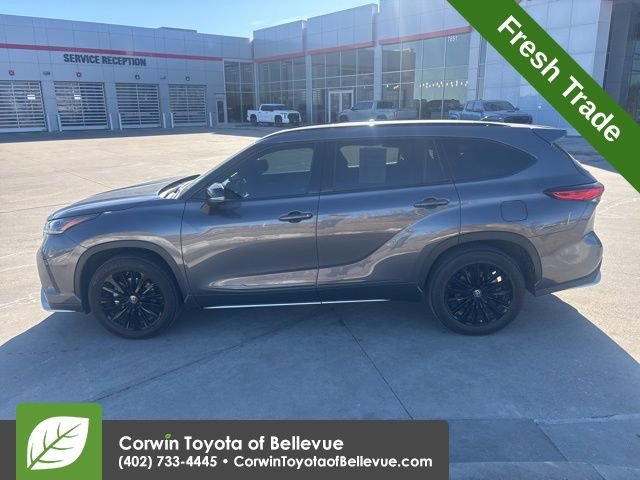 Used 2023 Toyota Highlander XSE image 7