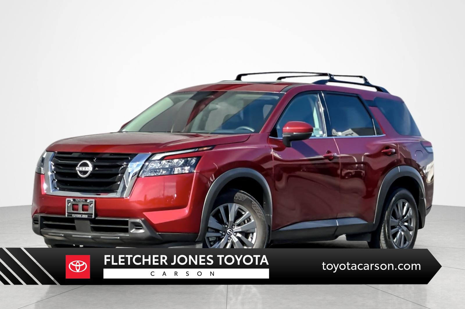 Used 2024 Nissan Pathfinder SV w/ SV Premium Package FWD image 1