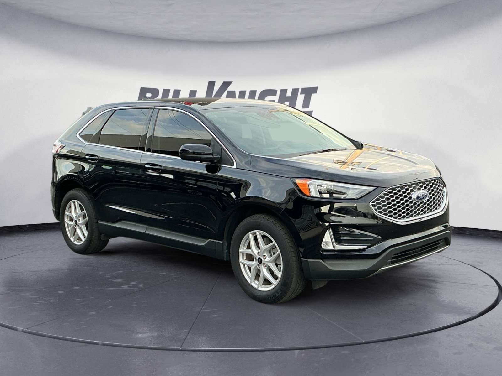 Used 2024 Ford Edge SEL w/ Convenience Package