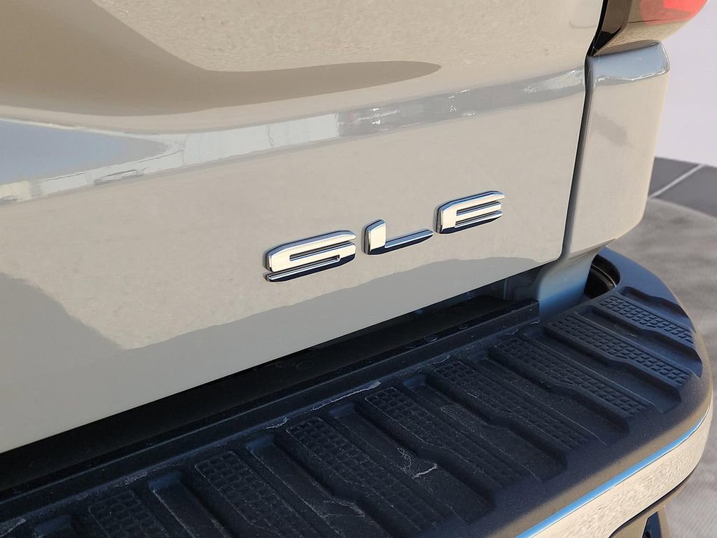 New 2026 GMC Sierra 1500 SLE AWD/4WD image 11