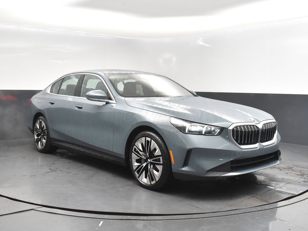 New 2026 BMW 530i w/ Premium Package image 9