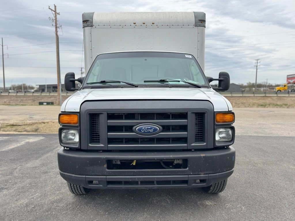 Used 2017 Ford E-350 and Econoline 350 Super Duty w/ Power Windows & Locks Group RWD image 22
