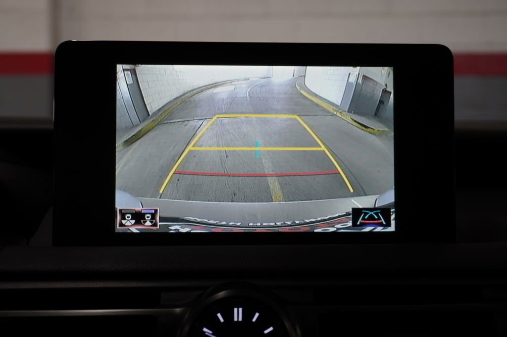 Used 2025 Lexus IS 300 F Sport image 15