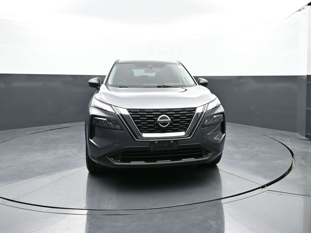 Used 2021 Nissan Rogue S AWD/4WD image 2