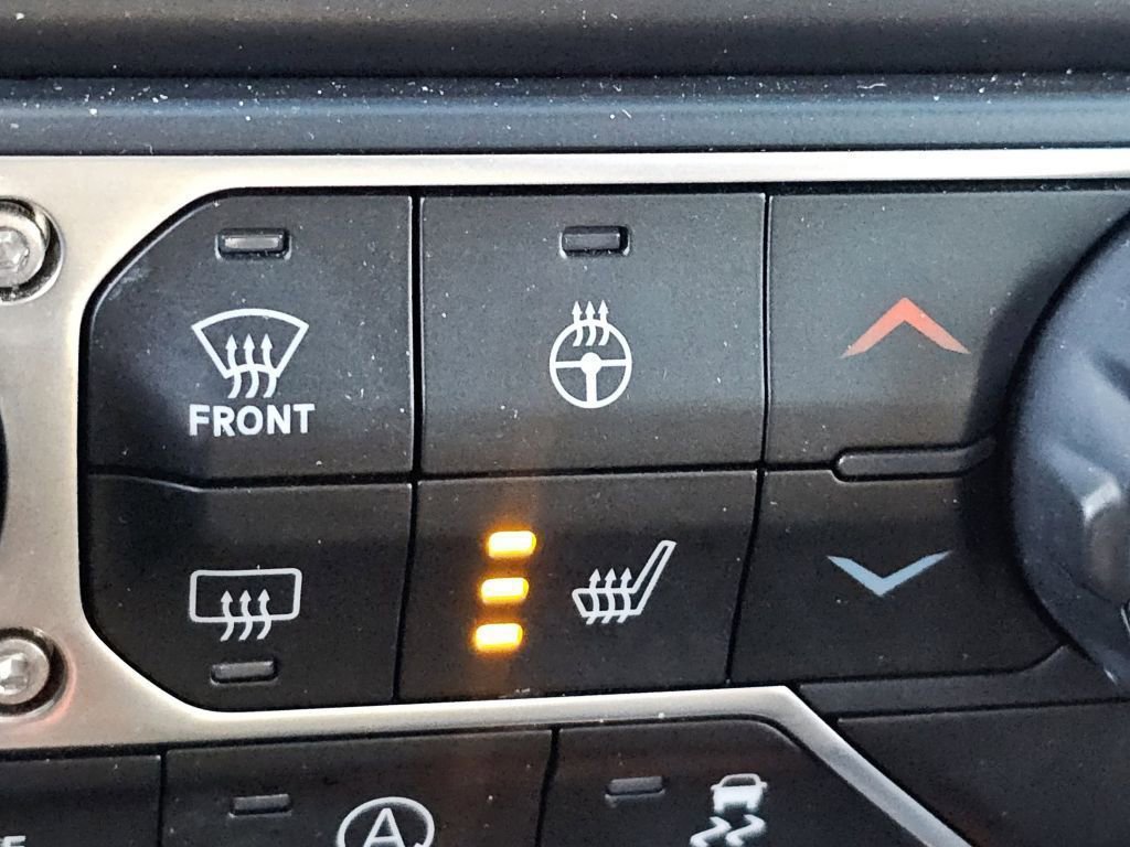 Used 2020 Jeep Gladiator Rubicon image 14