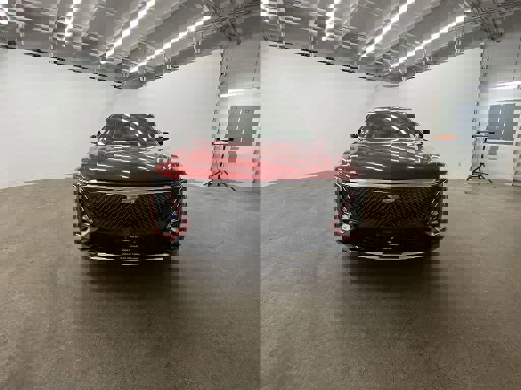 Certified 2024 Cadillac Lyriq Luxury w/ Nappa Leather Package image 9