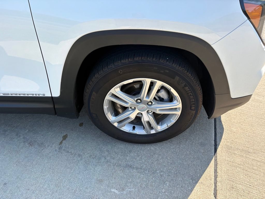 Used 2023 GMC Terrain SLE w/ Driver Convenience Package FWD image 50